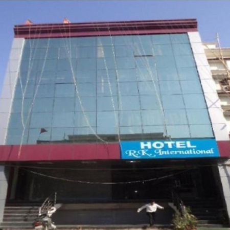 Hotel R K International Лакхнау Экстерьер фото