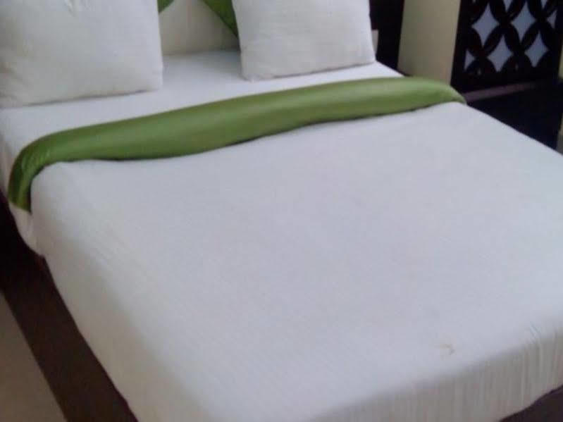 Hotel R K International Лакхнау Экстерьер фото